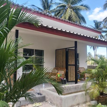 Nice Home Stay At Samroiyod Baanphakrimlay Екстериор снимка